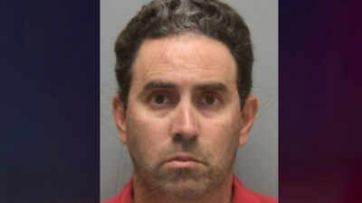 Florida man brandishes 3-foot sword during argument with neighbour in Cape Coral, arrested
