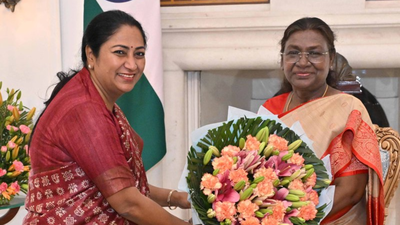 President Murmu to launch free pink mobility card for women in Delhi | India News