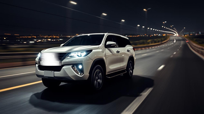 Mbbs Student Accident In Gorakhpur: MBBS student killed, 3 injured as speeding Fortuner rams group of bikers in UP | Lucknow News