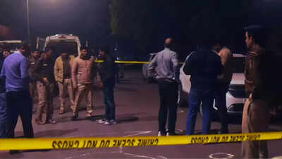 Indore Murder Suicide: Indore horror: Man ‘kills’ wife, then dies by suicide; sons find bodies after returning home | Indore News