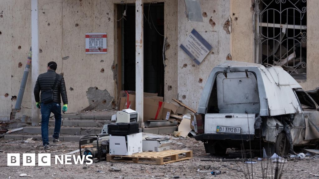 Zimbabwe says 15 nationals killed after being lured to fight for Russia