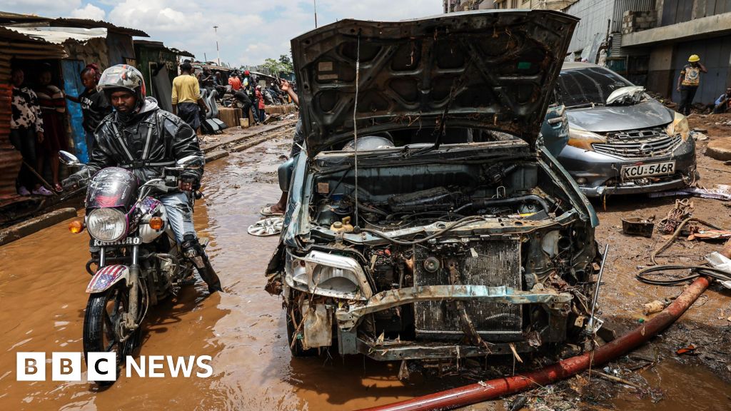 Severe flooding kills 62 in Kenya, as heavy rains continue