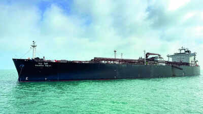 3 lakh tonnes of LPG in 6 Indian ships stranded in Strait of Hormuz | India News