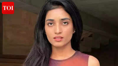 Bigg Boss 16 fame Manya Singh stranded in Dubai amid Middle East tensions; says, “Could hear blasts”