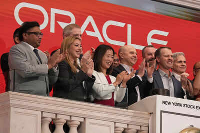 Oracle proves analysts wrong, reports best-ever quarter in 15 years; but one big worry continues