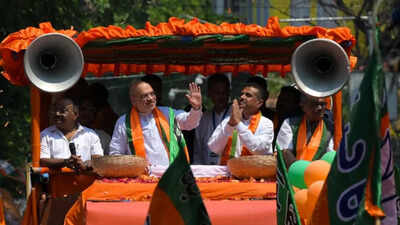 Bengal Polls: Amit Shah sets 170-seat target for Bengal BJP, to camp in state for 15 days during assembly polls | Kolkata News